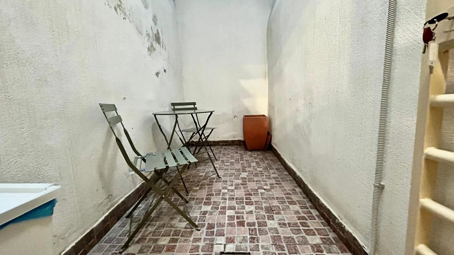 Bozzi 15 Apartment Bari Italy