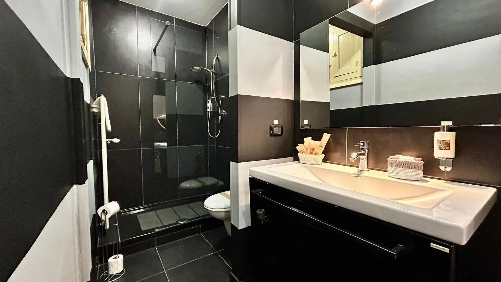 Bozzi 15 Apartment Bari 0*,